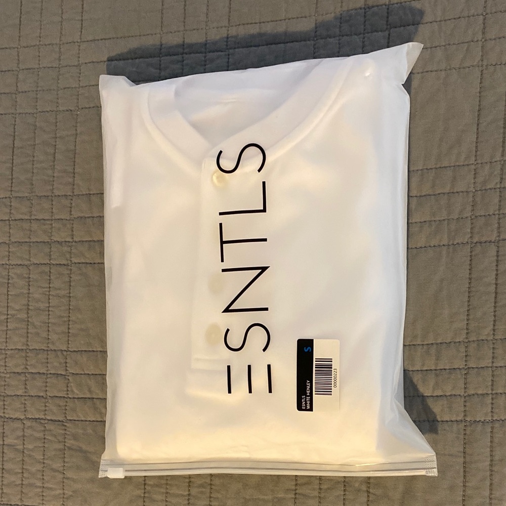 ESNTLS White Henley size S